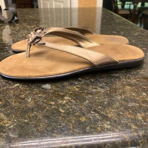 Bronze sandal. Size 7.5